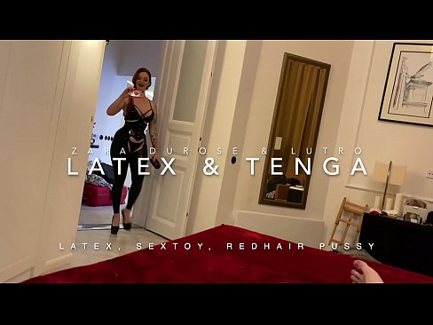 ❤️ Usisi otholwa enekhanda elibomvu egqoke imvunulo ye-latex ebhejwa usingamzali Ividiyo yocansi ku-zu.assistentai.ru